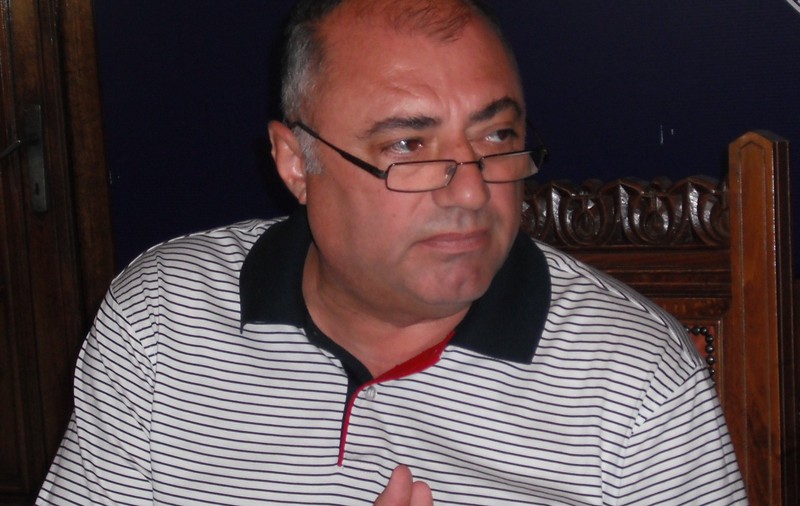 Video | Antonie Solomon, pe scenă la Zilele Craiovei: "Na, na, na că n-am murit, duşmani au înnebunit!"