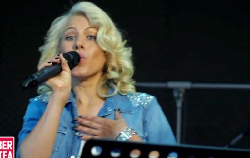 LIBERTATEA LIVE MUSIC, EPISODUL 9! AMNA, LIVE pe LIBERTATEA.RO: RECITALUL care îţi va face ZIUA MAI FRUMOASĂ