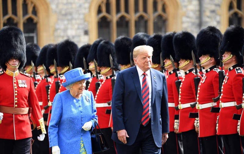 Donald Trump a făcut publică poziția reginei Elisabeta a II-a privind Brexit. O încălcare gravă a protocolului