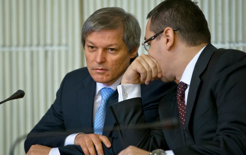 Dacian Cioloș, despre tactica PSD de a-l scoate vinovat dacă România pierde procesul privind Roșia Montană: „Victor Ponta este principalul vinovat”