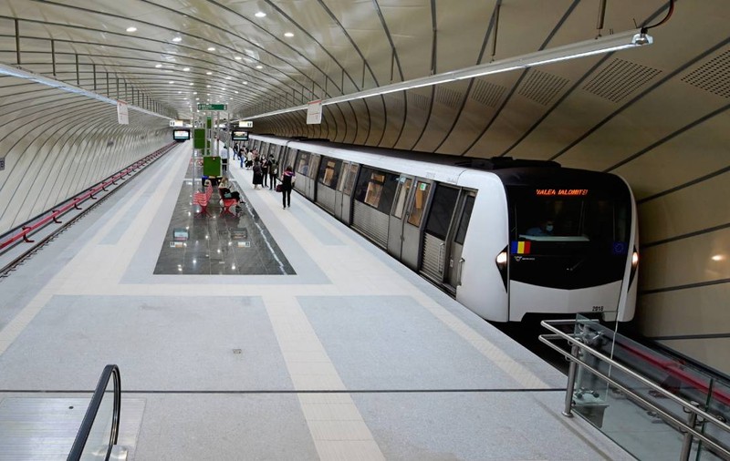 Ministrul Transporturilor, Ciprian Șerban, a scumpit biletul la metrou chiar înainte să își dea demisia din Guvern