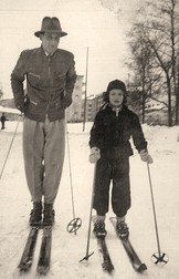 Neagu Djuvara, alunecând cu schiurile FOTO: Arhiva personală (sport-inromania.ro)