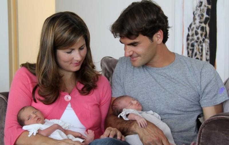 Roger Federer şi-a prezentat gemenele pe Facebook