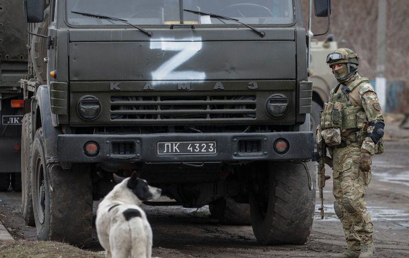 Tot mai mulți tineri ruși încearcă să evite serviciul militar, de teamă să nu ajungă să lupte în războiul din Ucraina