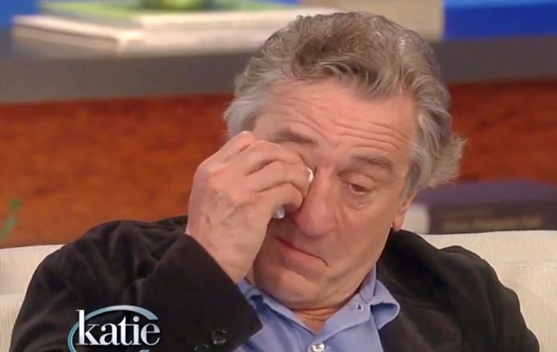 Robert De Niro a izbucnit în plâns, în direct la TV – VIDEO