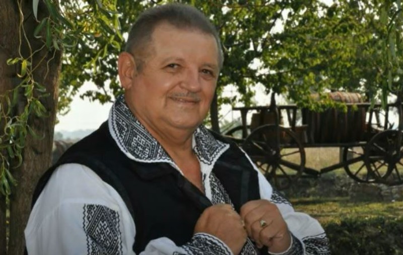 Cântărețul de muzică populară Petrică Moise a murit după ce s-a infectat cu COVID