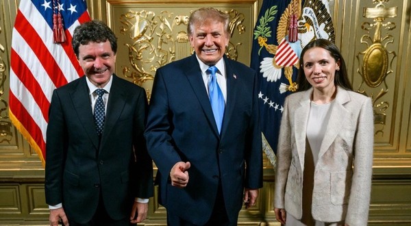 Nicușor Dan a postat o fotografie alături de Donald Trump la o săptămână după Adunarea Generală a ONU, Foto: X