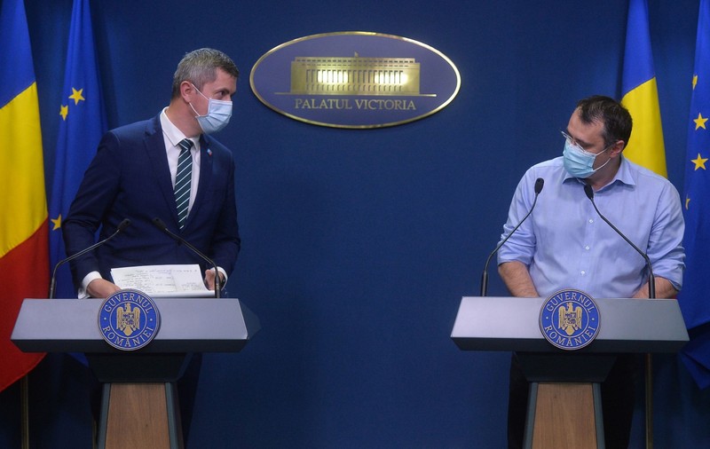 Vorbiți PeNeReReza? Ce descoperi când dai la o parte limbajul de lemn al euro-birocraților de la București