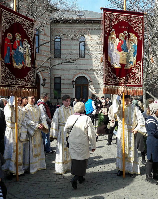 Pelerinaje de Florii organizate în mai multe orașe din țară, inclusiv în București (FOTO & VIDEO)