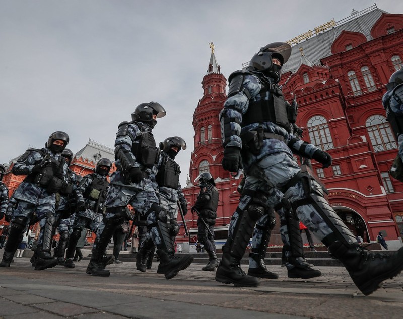 Peste 4.000 de arestări la protestele din Rusia față de invazia lui Putin în Ucraina. „Fără război” au strigat oamenii la Moscova