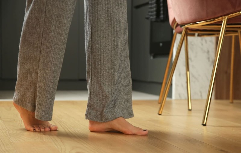 Cum să cureți corect pardoseala în funcție de tipul de material? 5 sfaturi utile