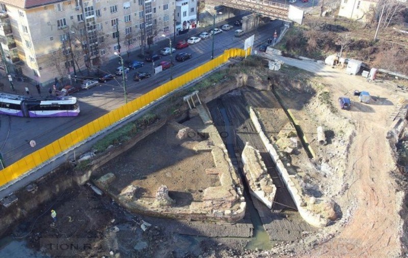 Cea mai veche descoperire arheologică din Timișoara s-a făcut în Parcul Central. S-au găsit rămășițe din Epoca Bronzului
