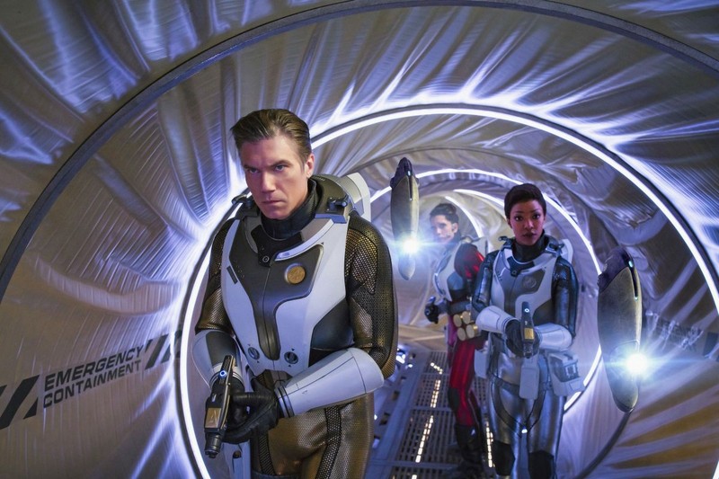 Ep #201 - Pictured: Anson Mount as Captain Pike; Rachael Ancheril as Lt. Nhan; Sonequa Martin-Green as Michael Burnham; of the CBS All Access series STAR TREK: DISCOVERY. Photo Cr: Jan Thijs/CBS © 2018 CBS Interactive. All Rights Reserved.