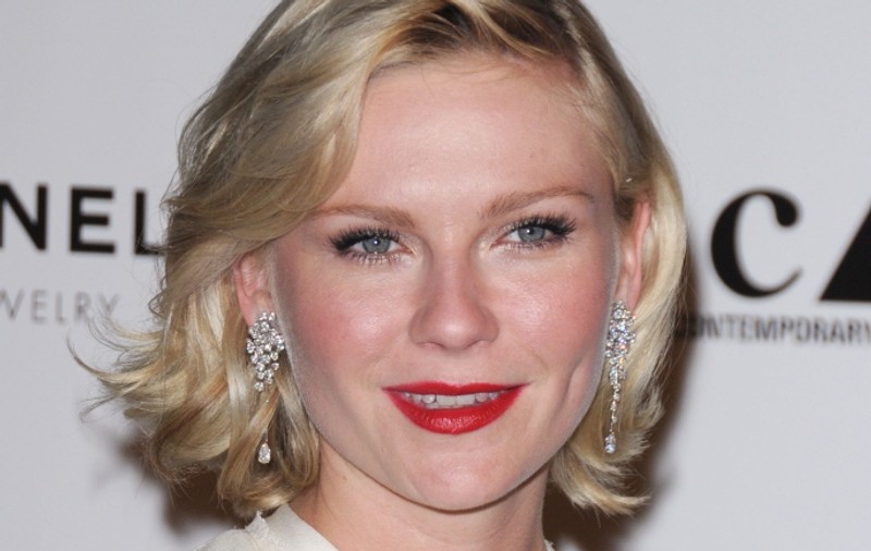 Kirsten Dunst va juca într-un film despre solista Blondie? 