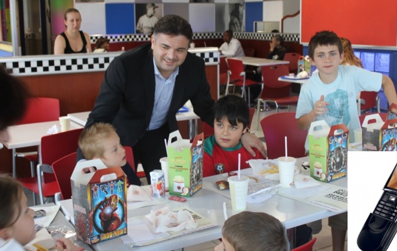 William Brînză şi-a vândut telefonul pentru a avea bani să-i serbeze pe copii  