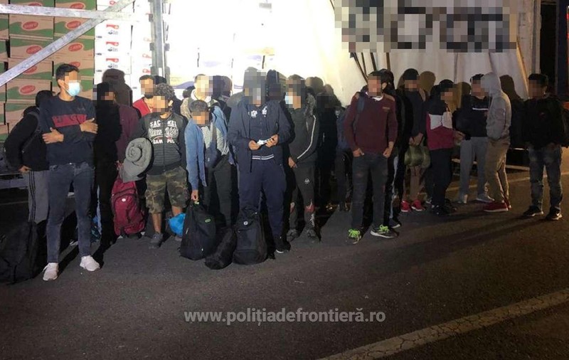 Presa spaniolă: România, noua rută către Uniunea Europeană a refugiaţilor afgani. Care e prețul plătit de un migrant