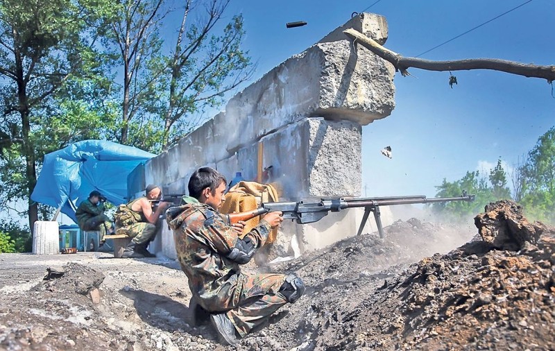 Militari ucraineni omorâţi la Doneţk