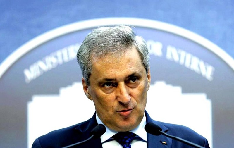 Vela, despre acordul cu BOR: "Am căutat cea mai bună soluţie, astfel încât să putem simţi atât cât se poate sărbătoarea Paştelui"