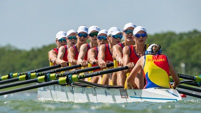 barca-echipa-romania-8-plus-1-rame-feminin-shanghai-septembrie-2025