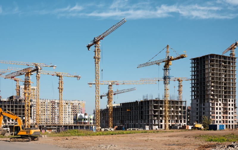 Costurile din construcții s-au dublat în zece ani. Principalul factor al scumpirilor
