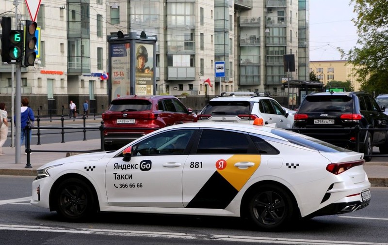 Grupul rus Yandex a virat primele fonduri la bugetul Republicii Moldova: o amendă de aproape 40.000 de euro pentru refuzul de a divulga lista șoferilor. Foto: Getty Images