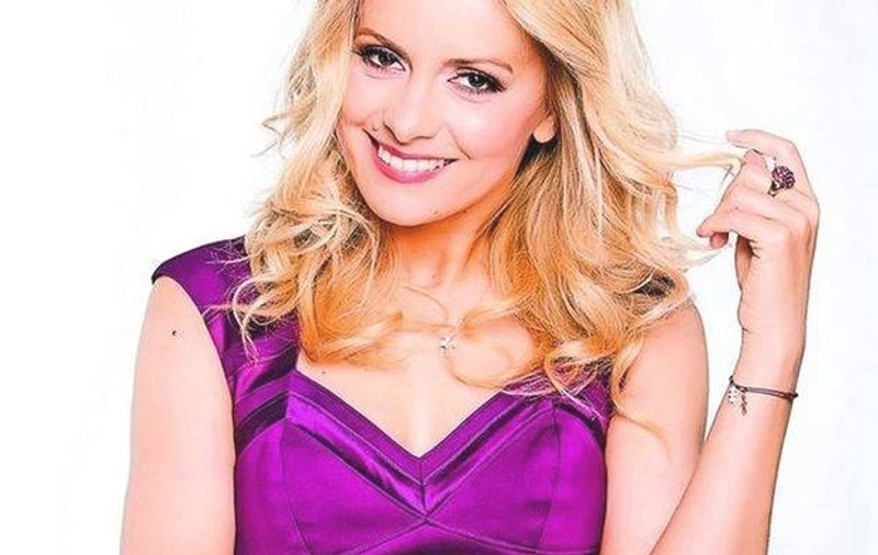 Simona Gherghe, de 12 ani la Antena 1! UITE CUM ARĂTA LA DEBUT | FOTO ÎN ARTICOL
