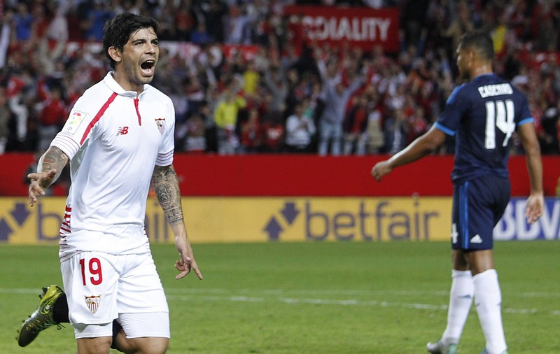Surpriză în Primera: Real Madrid, învinsă la Sevilla, Barcelona e singură în frunte