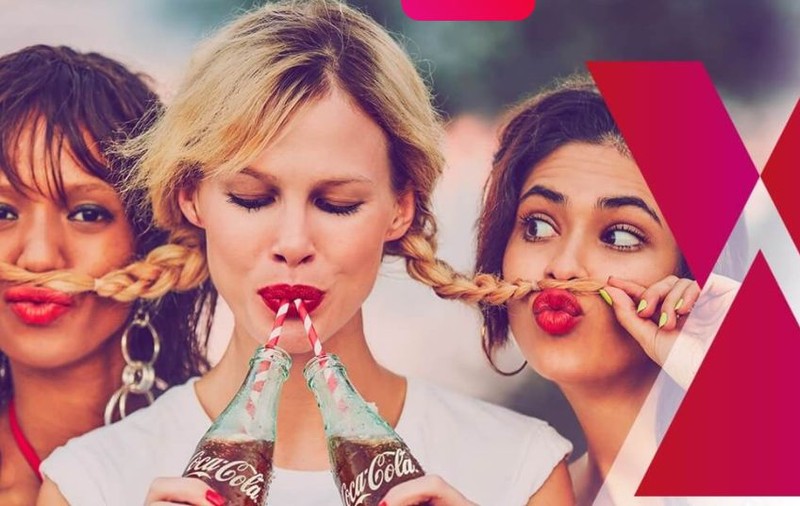 Aplicație pentru tinerii din România, lansată de Coca-Cola. Muzică, fashion, sport și gaming pentru adolescenți