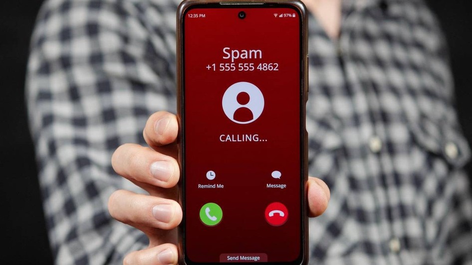 Ilustratie cu un apel de tip SPAM.