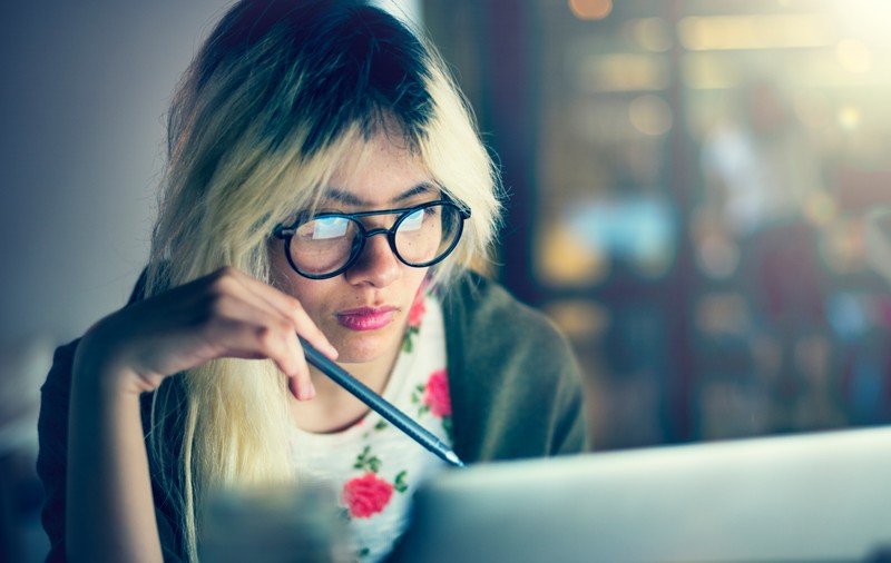 7 e-mailuri pe care ar trebui să le trimiți în fiecare săptămână, ca să ai o viață mai bună la locul de muncă