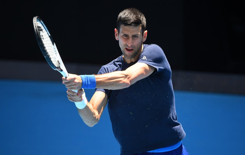 Cum explică mama lui Djokovic prezenţa sportivului la evenimente publice când avea test pozitiv