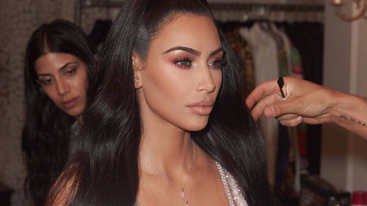 Cât plătește Kim Kardashian pentru dădacele copiilor. Scoate bani grei din buzunar în fiecare lună