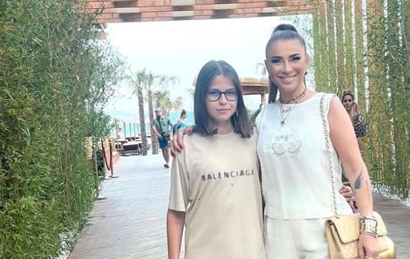 Cadoul pe care Anamaria Prodan i l-a făcut fiului ei: „Îi dau băiatului meu și viața mea”. Laurențiu Reghecampf Jr. a împlinit 14 ani