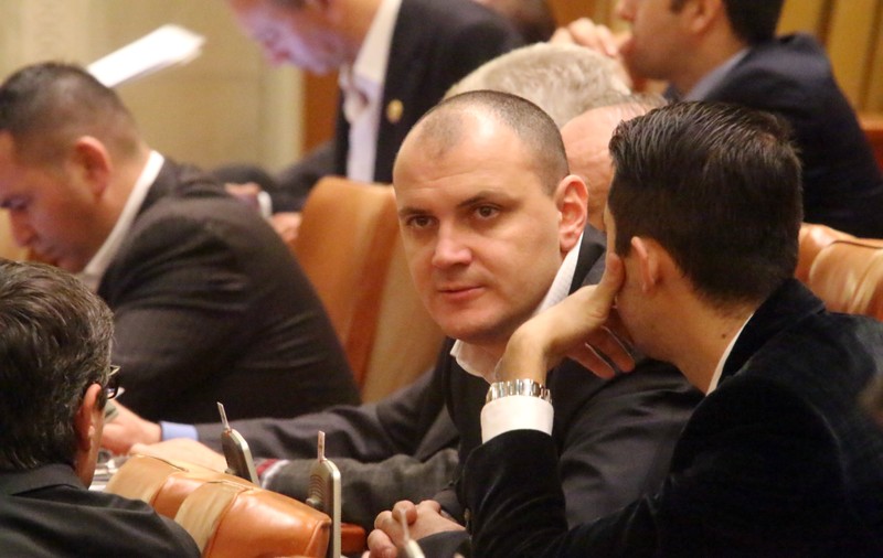 Patronul de la CSU Asesoft, adus cu mandat la DNA