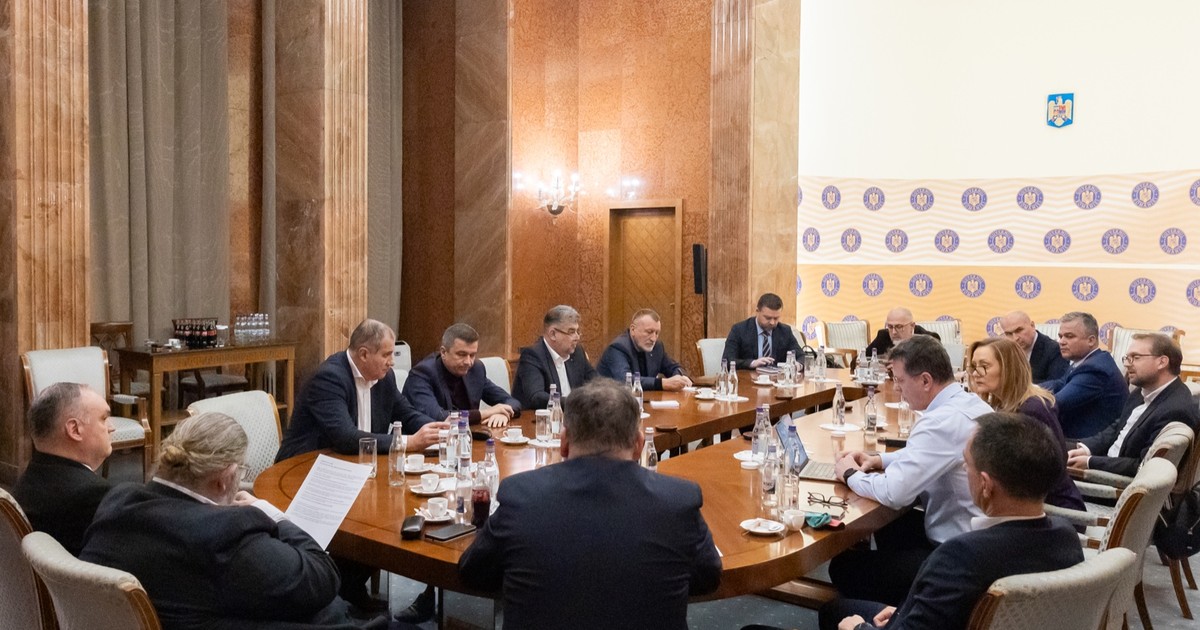 Marcel Ciolacu (PSD), Ilie Bolojan (PNL), Elena Lasconi (USR) și Kelemen Hunor (UDMR), la prima negociere pentru viitorul Guvern