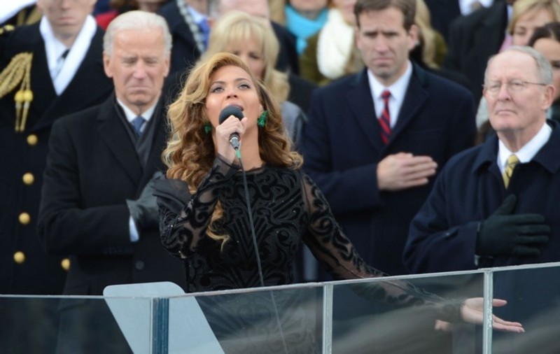 MOTIVELE pentru care BEYONCE a FĂCUT PLAYBACK la învestitura lui Obama! ”Ar fi intrat în istorie”