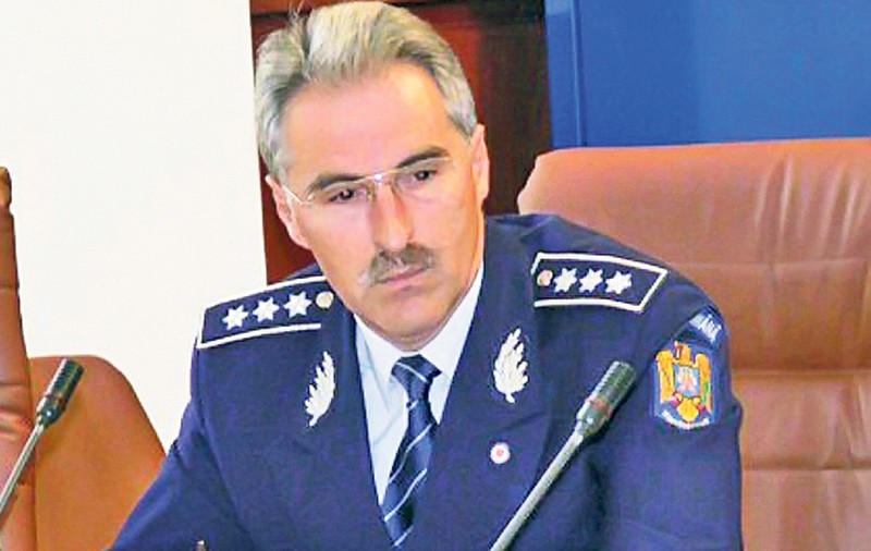 Şef de poliţie în slujba infractorilor