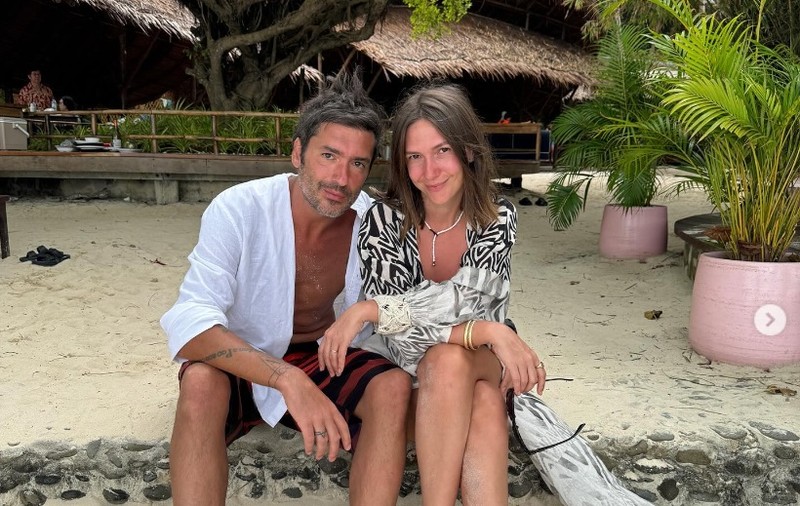 Imagini cu Adela Popescu în costum de baie, după ce a zis că e nemulțumită de silueta ei. Cum arată după ce a născut trei copii