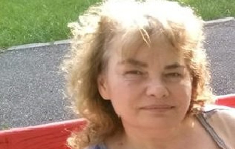 Șefă din Inspectoratul Școlar Buzău, acuzată de luare de mită. Liliana Șova ar fi primit pungi de cafea și cutii de bomboane ca „atenții” pentru angajare