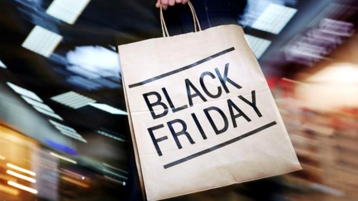 VIDEO Black Friday 2020 LIVE BLOG. Reduceri la cel mai nou telefon Samsung. Câți bani poți economisi azi