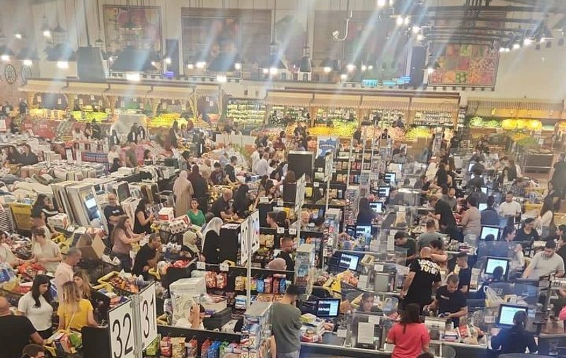 Supermarketurile din Israel, luate cu asalt și golite, după ce armata i-a îndemnat pe oameni să-și facă provizii pentru 3 zile | VIDEO
