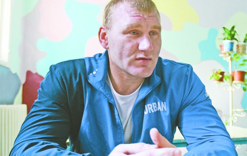 Tolea mănâncă de la cazan