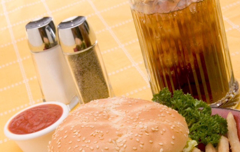 Iată ce trebuie să ştii despre mâncărurile grase şi ulei în alimentaţie