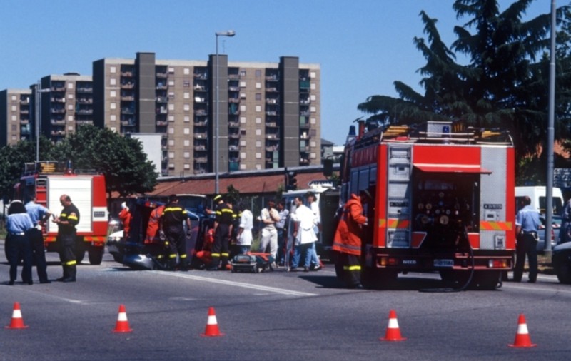 ATAC ARMAT în SUA! 14 morți, 17 răniți. Autorii atacului aveau legături cu teroriștii islamiști