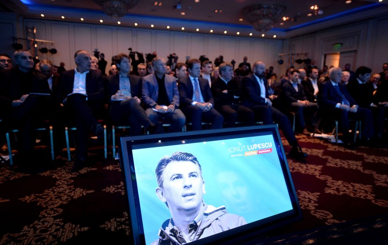Lupescu are probleme cu candidatura la șefia FRF! Burleanu se folosește de o schimbare absurdă de regulament. Reacția ”Neamțului” și mesajul lui Balaci / VIDEO