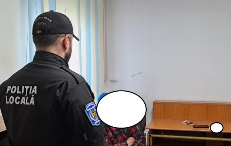 Un măcelar din Piatra Neamţ şi-a ameninţat fosta patroană cu barda