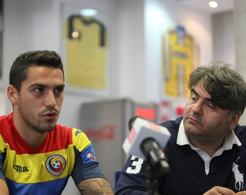 Euro 2016. Nicușor a devenit Nicolae! ”Mă simt bine cu 10 pe spate, dar lumea să nu se aștepte să fiu Hagi!”. Vom avea ”generația lui Stanciu”? ”Să fie rezultate, apoi știți voi să ne botezați” | FOTO&VIDEO EXCLUSIV