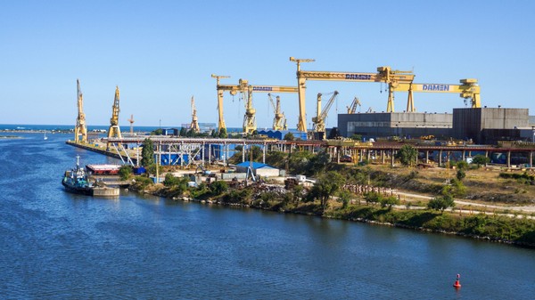 Șantierul Naval Mangalia Sursa foto: Hepta
