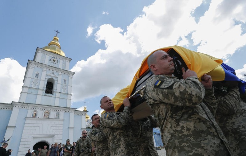 Rada Supremă din Ucraina a adoptat o lege care scutește de la mobilizare rudele morților și dispăruților în război