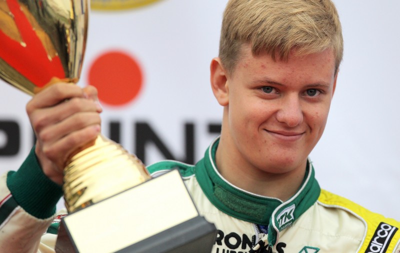 Schumacher junior debutează în Formula 4